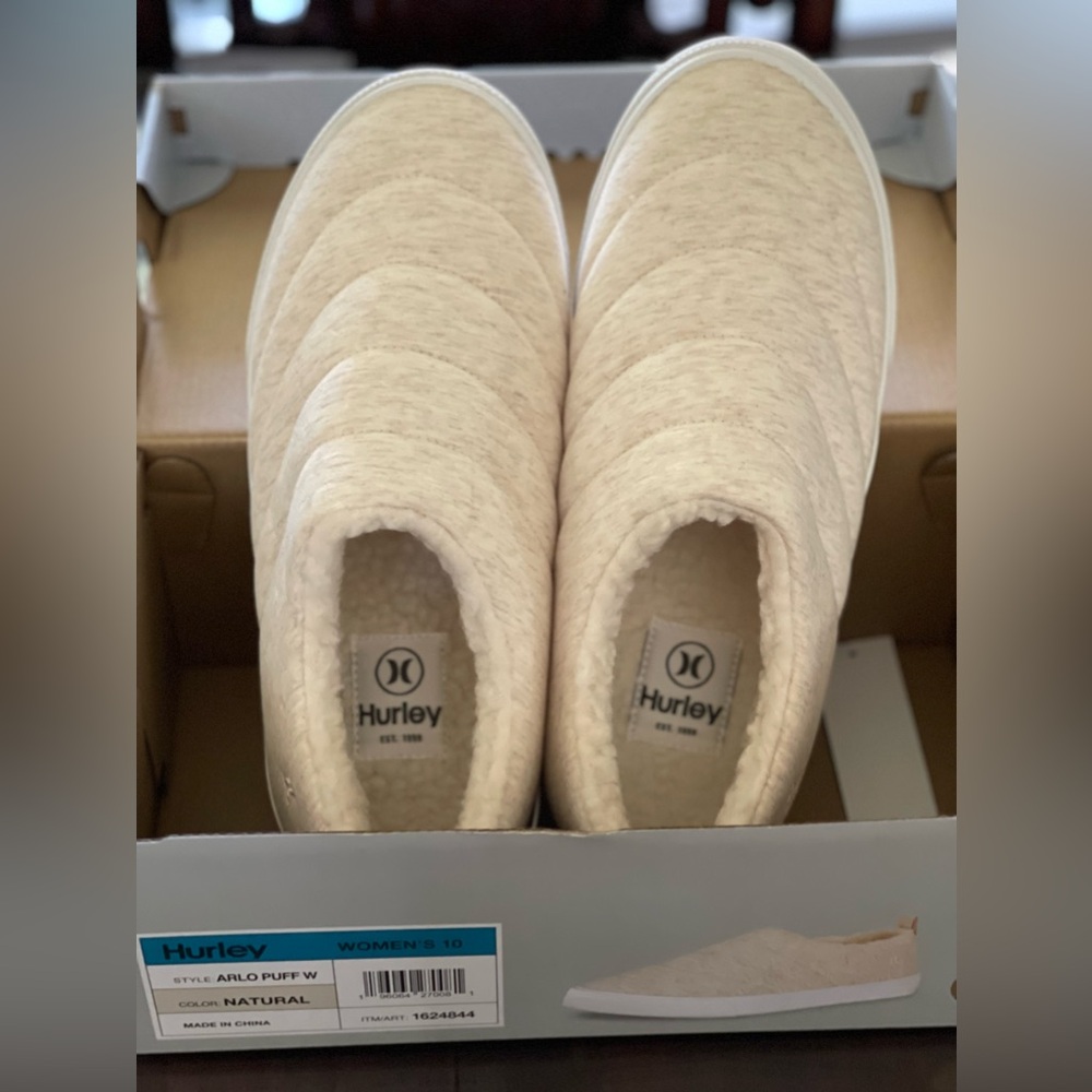 Hurley Arlo Puff slip-ons - natural - women’s